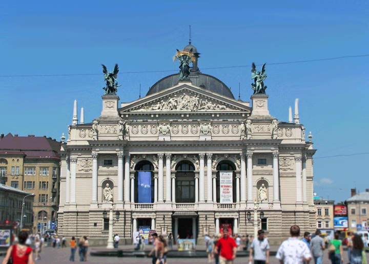 Yılbaşında Lviv (Ukrayna) Uçak Bileti